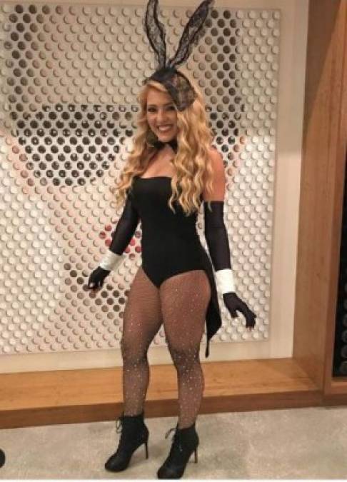 Rubia y fitness: la sexy transformación de la hondureña Debbie Bertrand