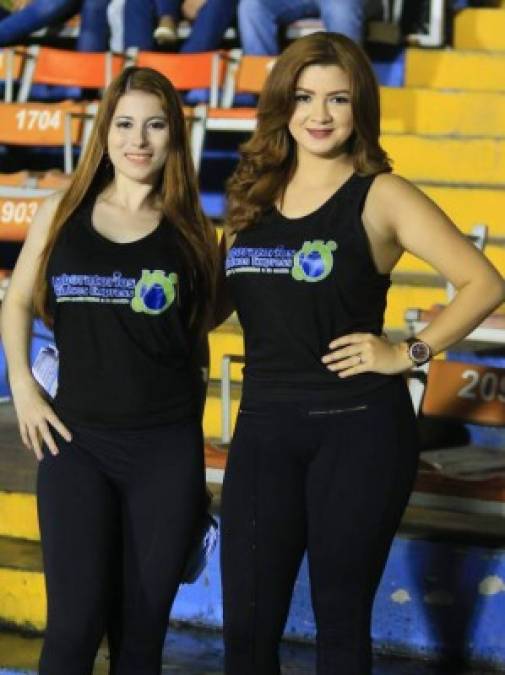 FOTOS: Las bellas chicas que cautivaron en los estadios de Honduras en el inicio del Apertura 2018-19