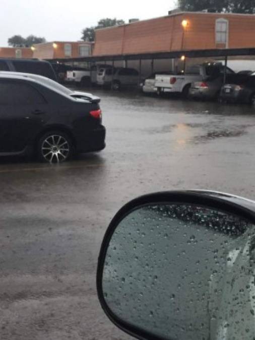 Así resistieron hondureños en Texas a la tormenta Harvey