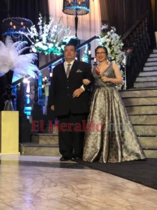 Prom 2019 de la Dowal School: así lucieron los elegantes seniors