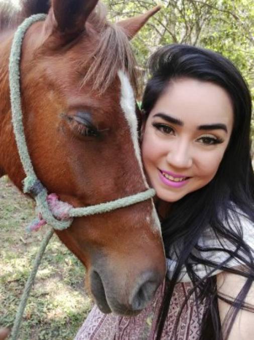 FOTOS: Así es la bella presentadora de televisión Wendy Membreño, el rostro de Honduras en Centroamérica