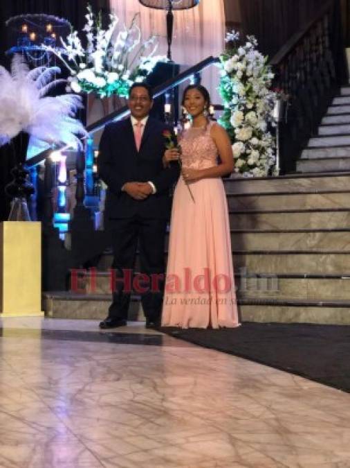 Prom 2019 de la Dowal School: así lucieron los elegantes seniors