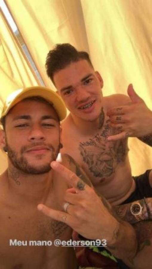 Así disfruta Neymar junto a la Selección de Fútbol de Brasil los días previo a su debut en el Mundial