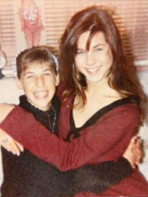 FOTOS: El increíble antes y después de Jennifer Aniston