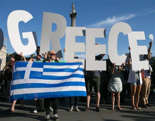 Políticos de 27 paises han acelerado decisiones para rescatar a Grecia.