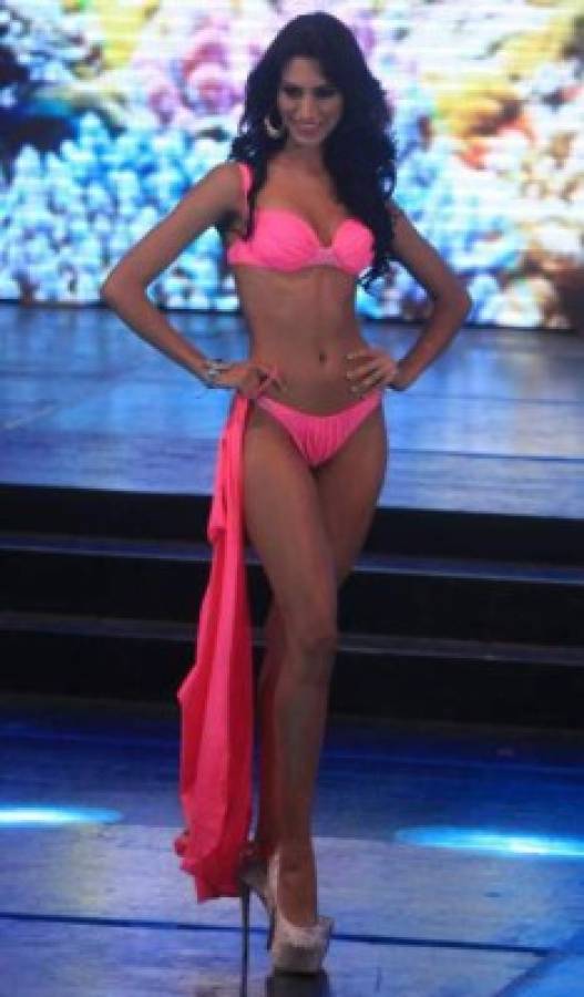 La capitalina Gabriela Salazar se coronó Miss Honduras Mundo 2015