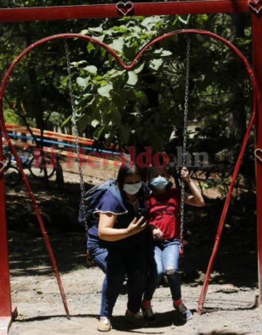 Familias enteras disfrutan la belleza natural de El Picacho (FOTOS)