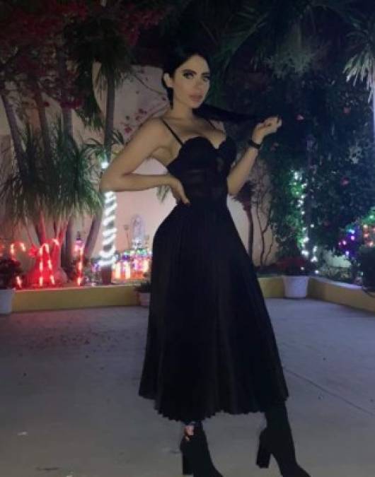 FOTOS: Doble de Emma Coronel, esposa de 'El Chapo', enamora en redes sociales