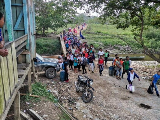 Por la falta de carreteras algunas personas mueren, aseguran los líderes de las comunidades. Foto: Cortesía Masta.