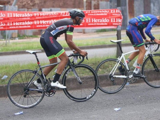 FOTOS: Así transcurre la Séptima Vuelta Ciclística de EL HERALDO