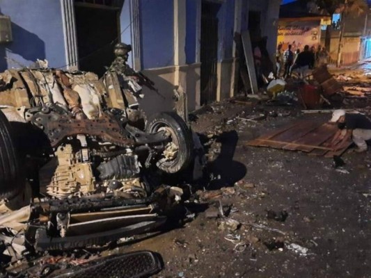 Carro bomba dejó heridos en Colombia.