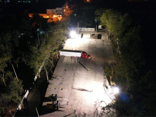 FOTOS: Así se ejecuta el ensamblaje del hospital móvil en San Pedro Sula