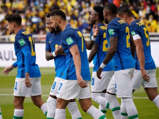 Aunque ha comandado con tranquilidad la eliminatoria, pese a un fútbol que muchos critican, Brasil parece haber desacelerado en las últimas jornadas. Foto: AFP