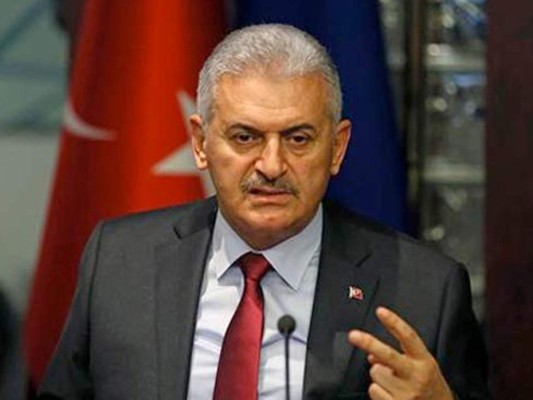 El primer ministro Binali Yildirim, dio la noticia a través de la televisión