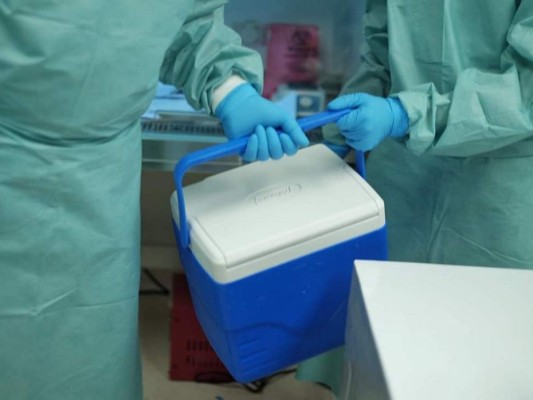 Contrario a lo que Invest-H informó, los kits comprados a Corea del Sur sirven como uno de los componentes para procesar las pruebas PCR, pero hacía falta comprar hisopos, reactivos e incluso equipo automatizado, por lo que permanecieron en bodega. Foto ilustrativa.