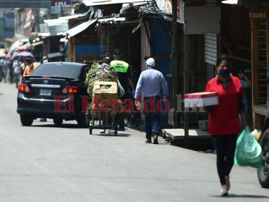 FOTOS: Mercado Zonal Belén reabre tras profunda desinfección