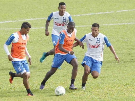 Selección de Honduras trabaja fuerte previo a la Copa Uncaf