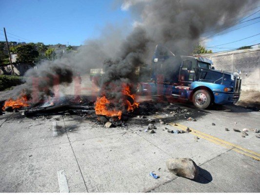 Las imágenes más impactantes que dejó la protestas de este viernes en Honduras