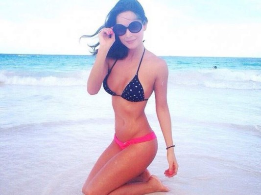 Las mejores fotos de Carmen Villalobos en bikini