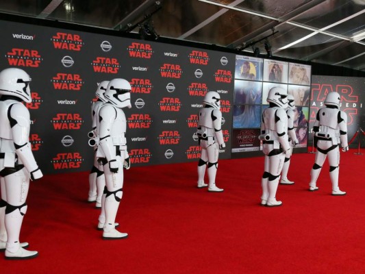 Las mejores fotos del estreno de 'Star Wars: Los últimos Jedi', en Estados Unidos