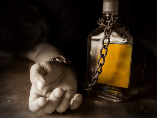 Tragedia en Honduras: mueren por consumir alcohol adulterado en Choloma
