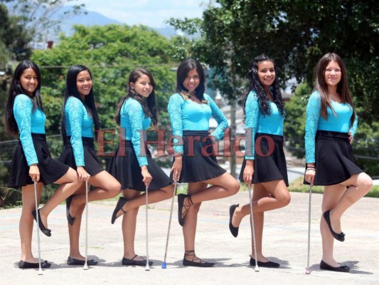 Las carismáticas palillonas del Instituto Técnico Honduras que desfilarán este 15 de septiembre