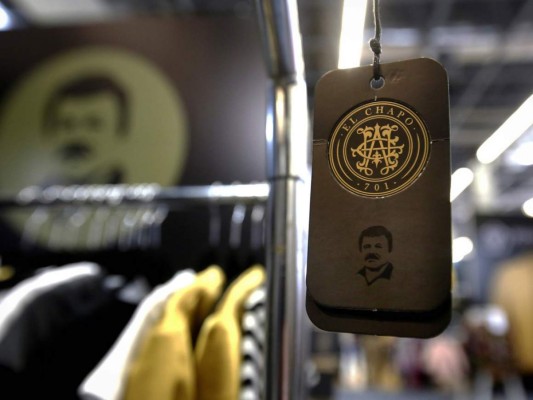 FOTOS: Cinturones, chaquetas y casacas, el mexicano 'El Chapo' Guzmán impone moda