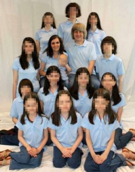 FOTOS: Imágenes de los 13 niños encontrados encadenados y hambrientos en California, Estados Unidos