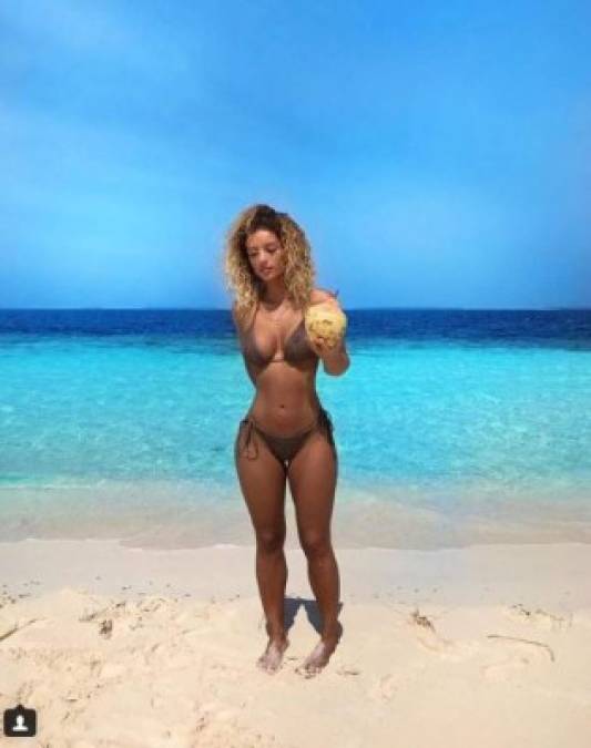 Las fotos más sexys de Jena Frumes, la ex novia de mundialista que visitó Honduras