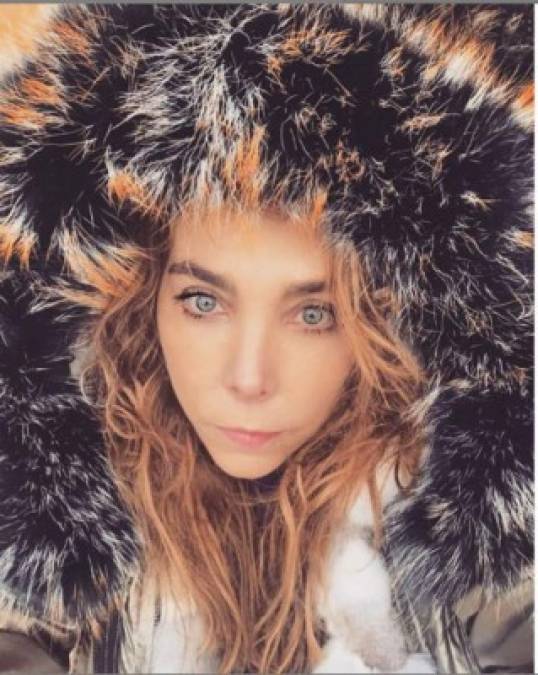 FOTOS: Belinda presume en redes sociales a su guapa y joven madre