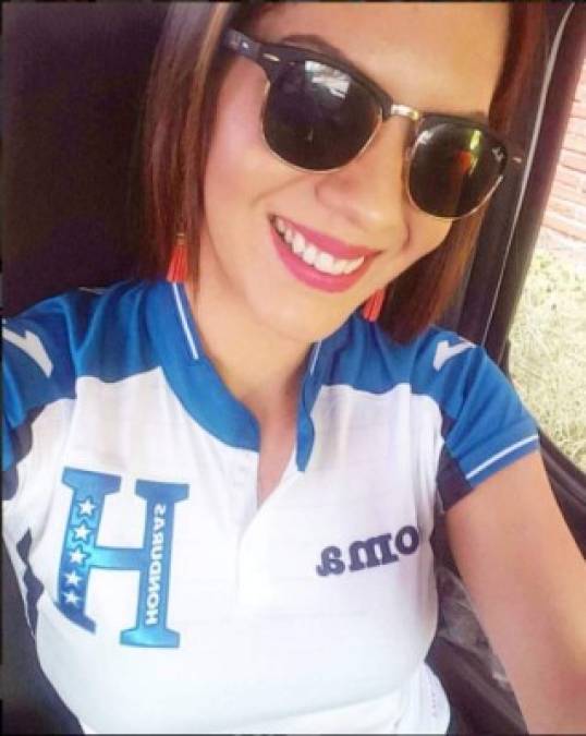 Bellas hondureñas muestran su apoyo a la Selección Nacional de Honduras