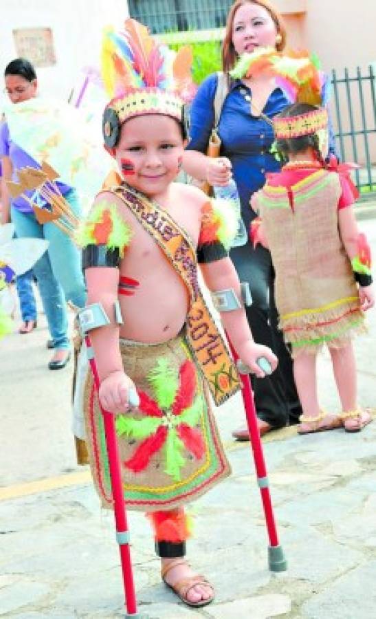 Guerrero sobreviviente de cáncer y símbolo de amor a Honduras