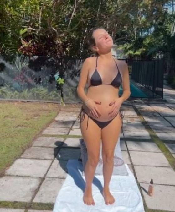 Con hermosa 'baby bump': así luce Evaluna en su segundo trimestre de embarazo (FOTOS)