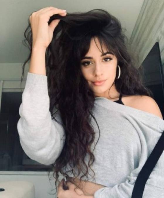 De inmigrante a famosa cantante: la dura historia de Camila Cabello (FOTOS)