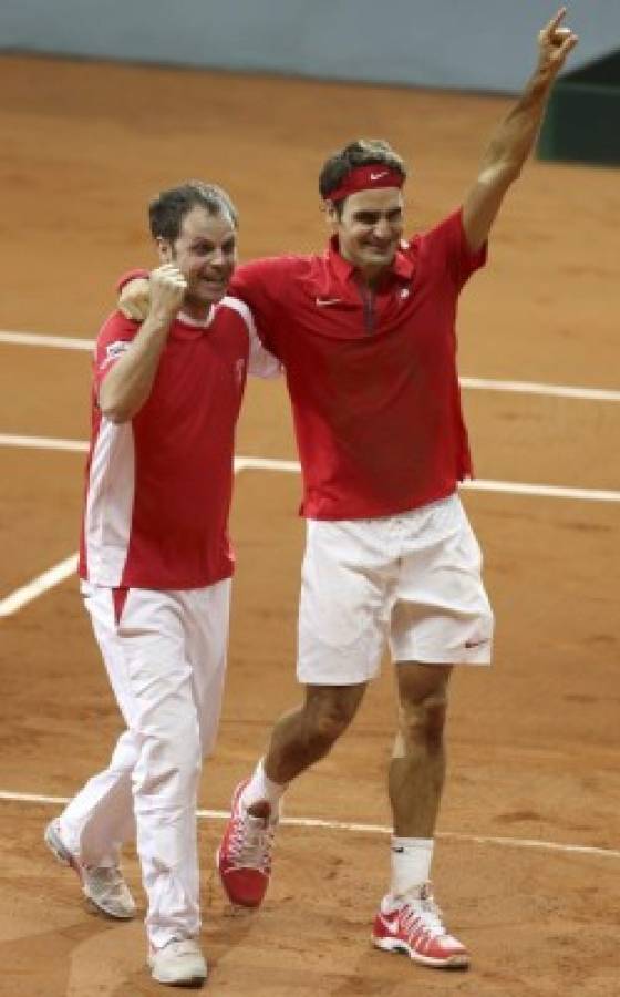 Federer gana y Suiza se corona en la Davis