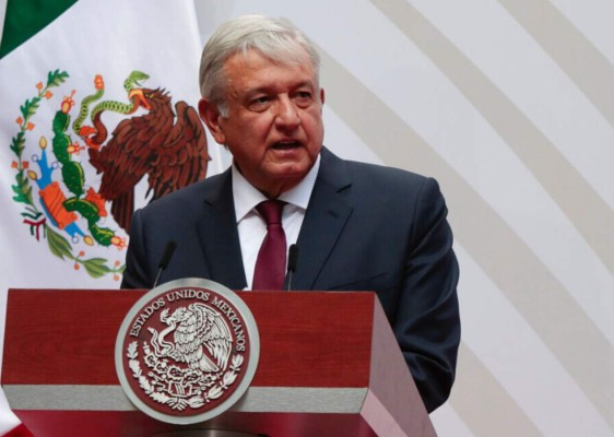 El presidente mexicano, Andrés Manuel López Obrador, hablando en el Palacio Nacional en la ciudad de México. Foto AP.