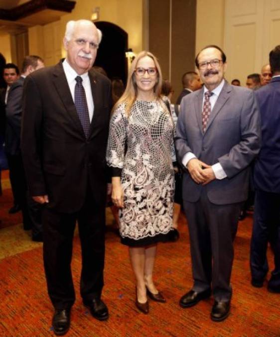 FOTOS: Los invitados a la fiesta de Independencia que celebró la Embajada de EEUU en Tegucigalpa