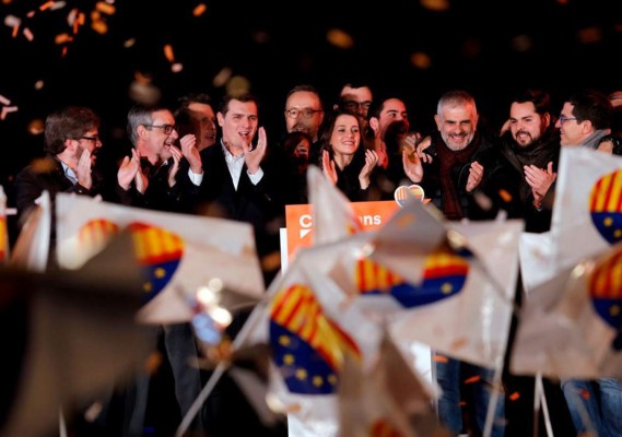 FOTOS: Así se vive el ambiente electoral en Cataluña