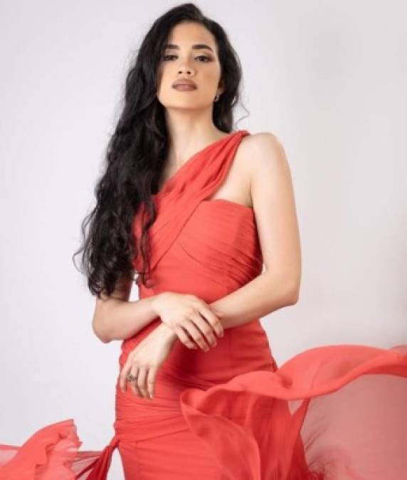 Nasifa Gabrie, la Miss Puerto Cortés que es un ejemplo de superación en el Miss Honduras Universo 2021  