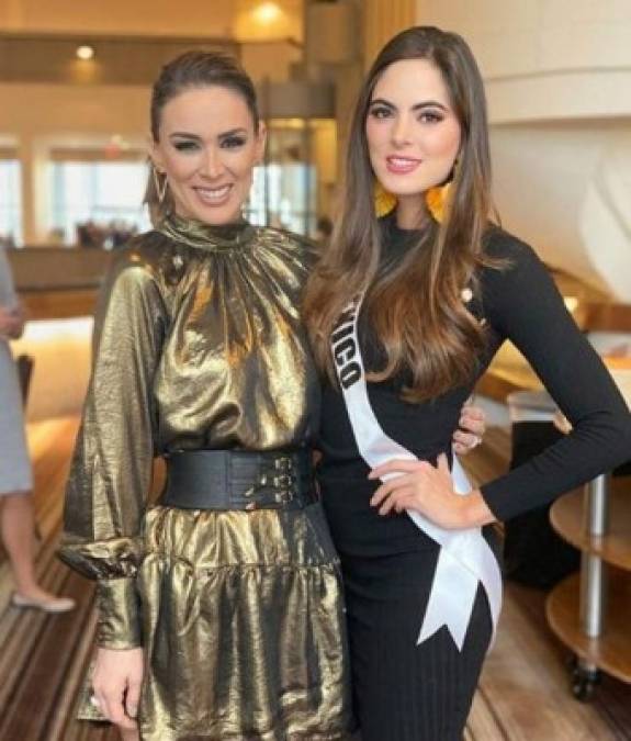 Los hermosos vestidos de Jacky Bracamontes en gala de Miss Universo