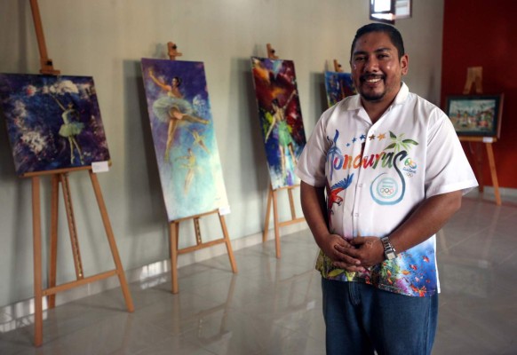 El acuarelista, con casi 20 años de trayectoria, exhibirá su muestra “Honduras, mi patria querida”.