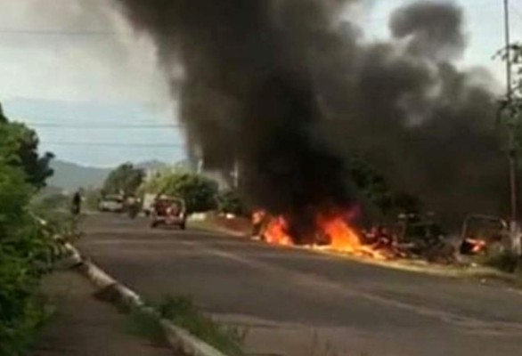 México arde: Masacres, cuerpos carbonizados y narcobloqueos siembran terror