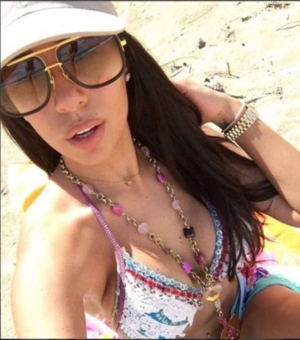 La guapa y sexi esposa del reguetonero Cosculluela