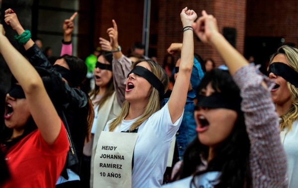 'Un violador en tu camino': Lo que no te han contado de este himno feminista que le da la vuelta al mundo