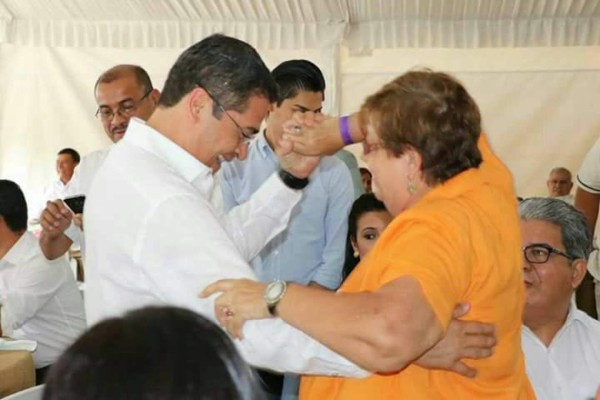 Así reaccionaron los hondureños tras la reunión de diputados de la oposición con Juan Orlando