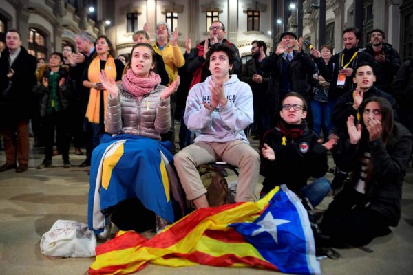 FOTOS: Así se vive el ambiente electoral en Cataluña