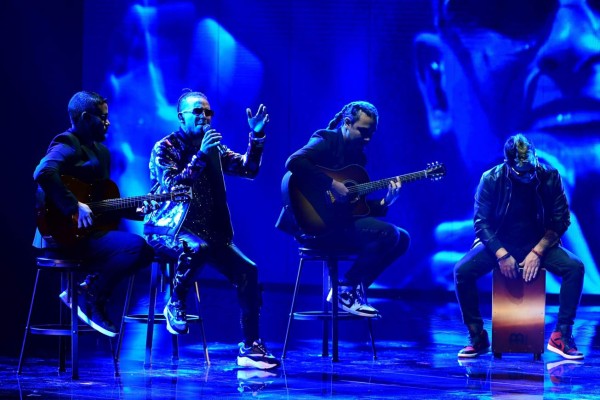 FOTOS: Los reguetoneros que brillaron sobre el escenario de los Latin Grammy 2018