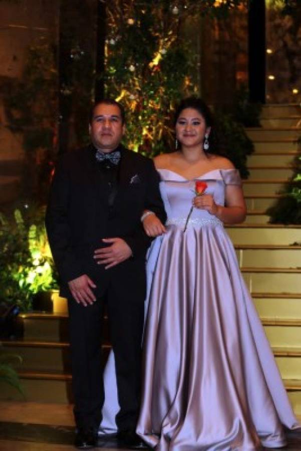 al estilo de bosque encantado festejan su prom