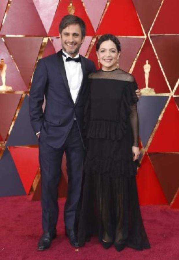 Eugenio DErbez presentó el número musical de Gael García Bernal y Natalia Lafourcade