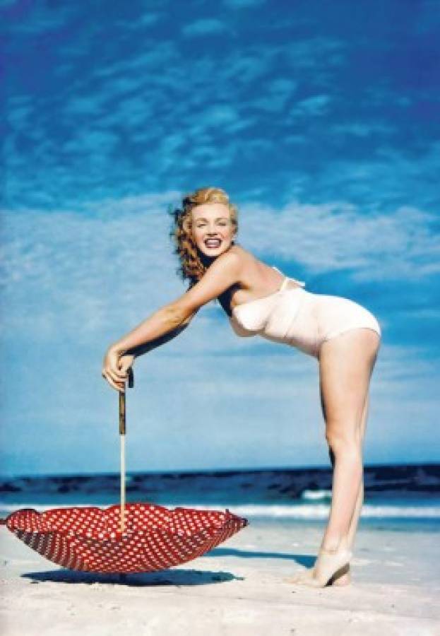 La mujer más deseada del mundo, Marilyn Monroe, está de fiesta